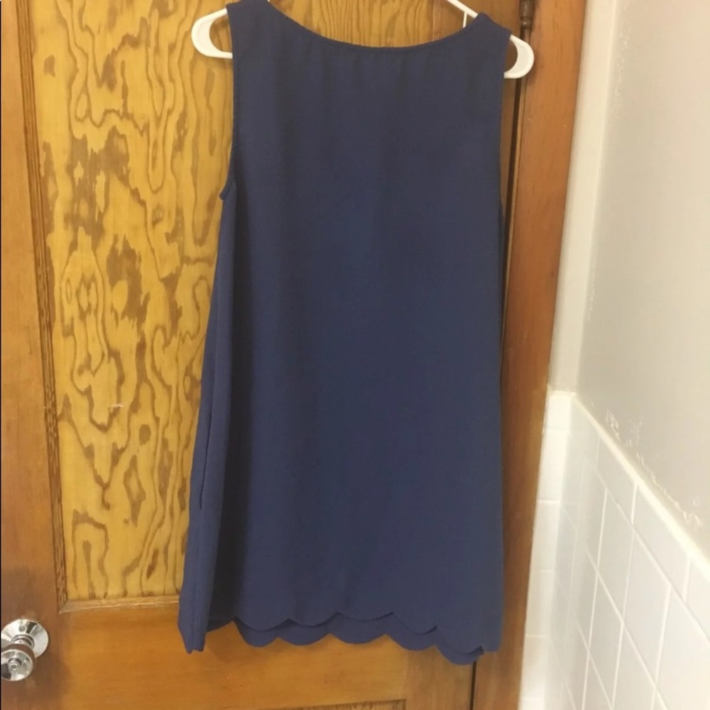 Blue scalloped bottom shift dress